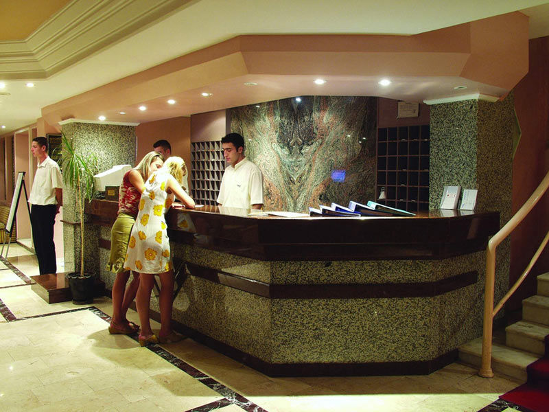 Fame Hotel Kemer Beltér fotó
